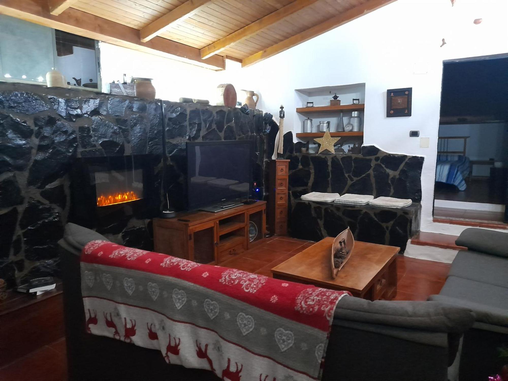 Casa La Gollada Guest House Cazadores Екстериор снимка